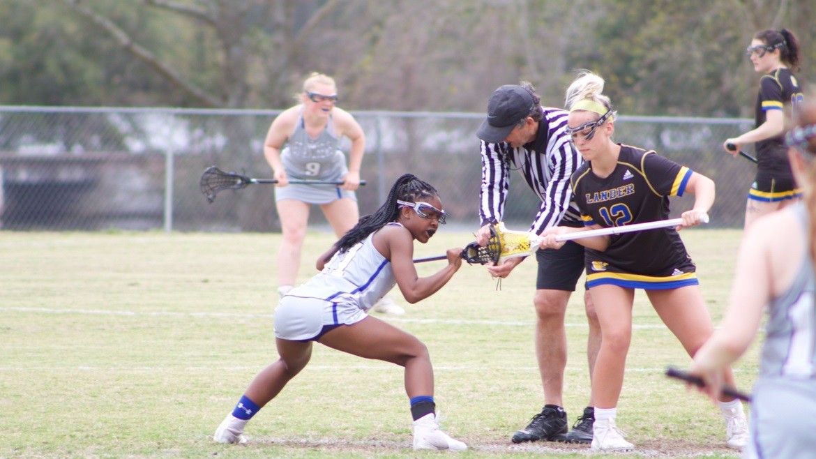 Knights Drop Non-Conference Game Against Bearcats